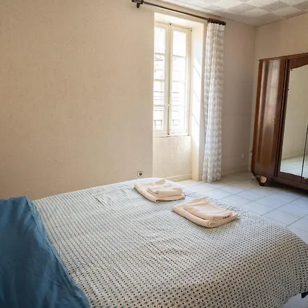 Сasa de vacaciones Maison Dans Le Coeur Historique De *